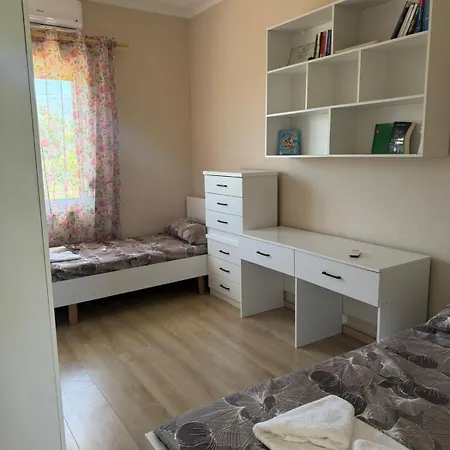 Nesti House Holiday home