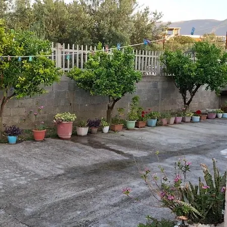 Nesti House Holiday home *